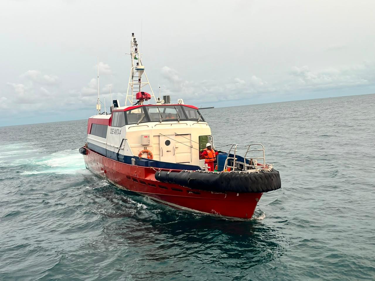 2020 - 50 MAN CREW/SURFER BOAT